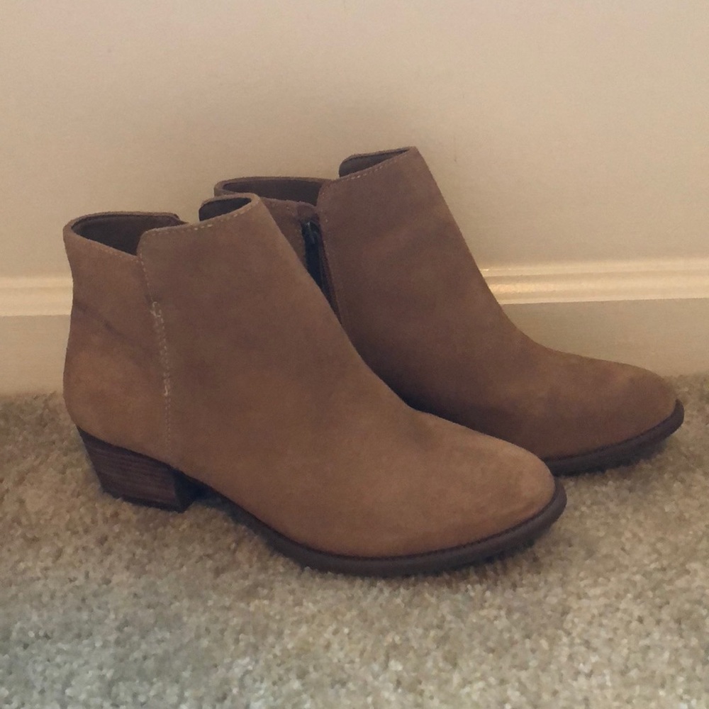 New Jessica Simpson booties